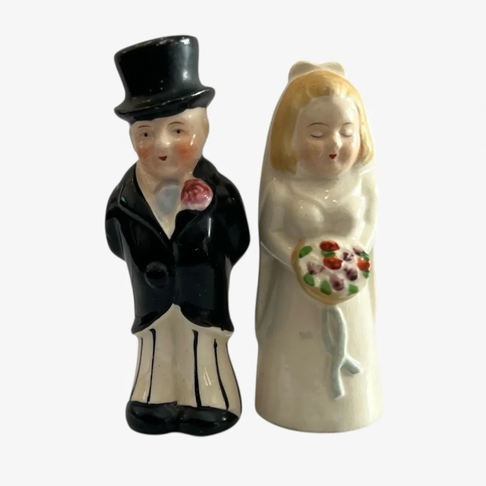Vintage Bride and Groom Ceramic Cake Toppers Occupied Japan